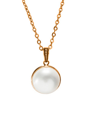 Dainty Pearl Necklace